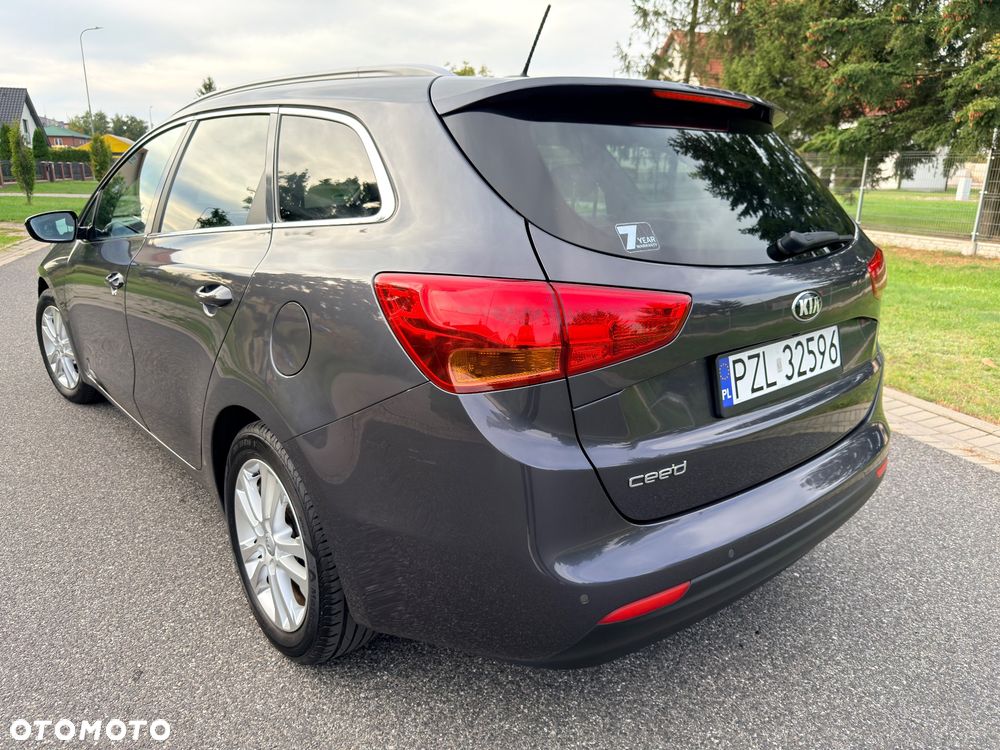 Kia Ceed 1.6 GDI Platinum Edition - 10