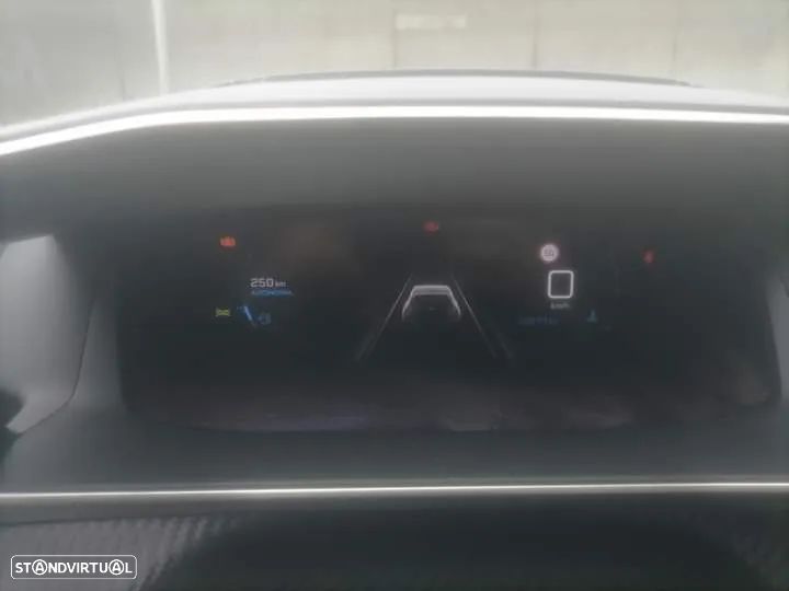 Peugeot 208 1.5 BlueHDi GT Line - 18
