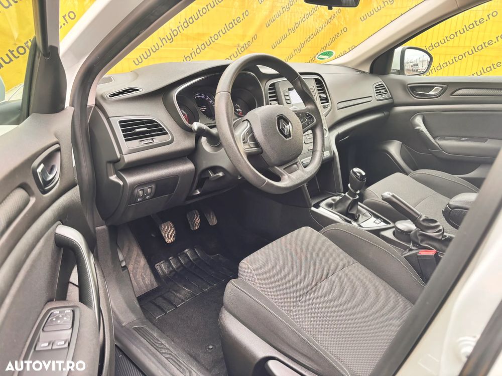 Renault Megane ENERGY TCe 100 LIFE - 10