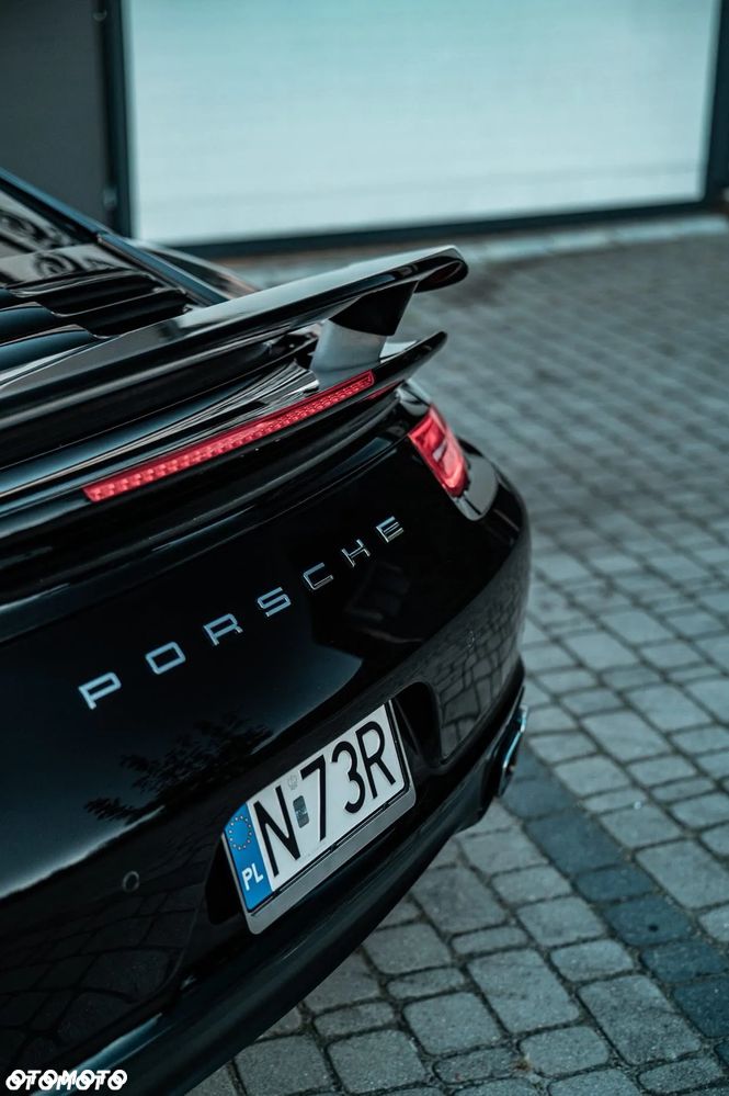 Porsche 911 Turbo - 7