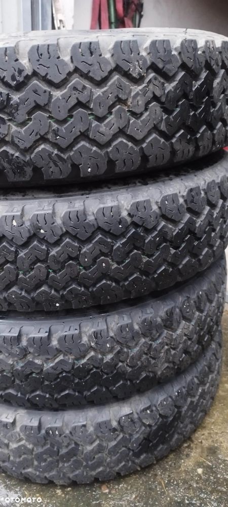 195r15 toyo radial open country