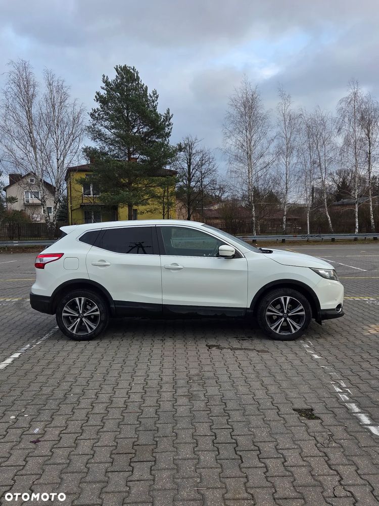 Nissan Qashqai 1.2 DIG-T N-Connecta EU6 - 4