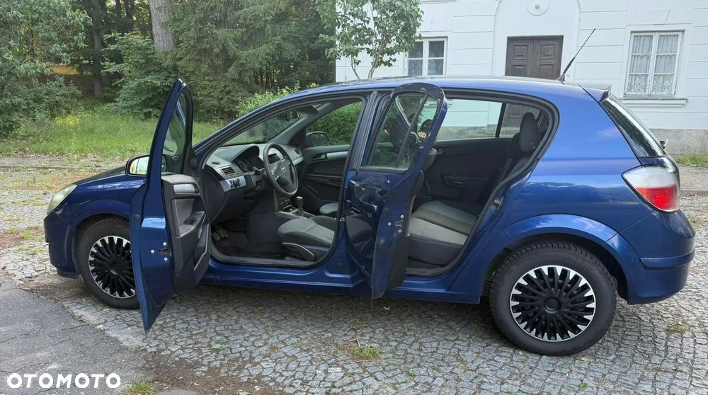 Opel Astra 1.6 Edition - 12