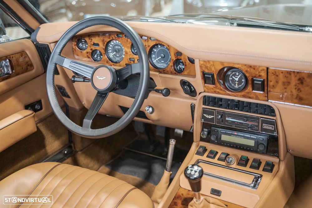Aston Martin Volante - 29