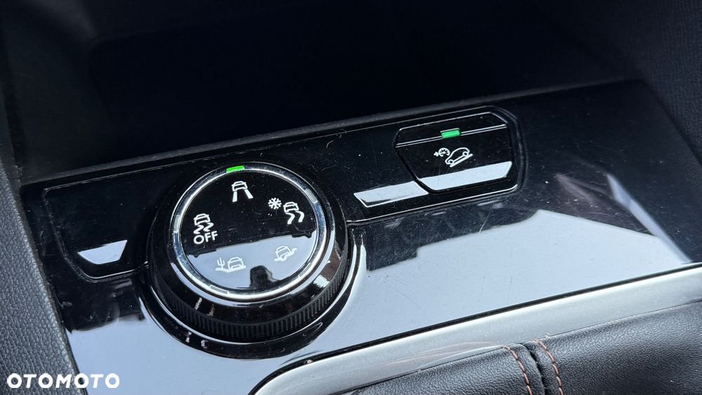 Peugeot 3008 BlueHDi 130 Stop & Start Allure Business-Paket - 34