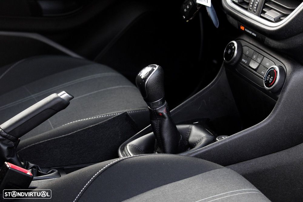 Ford Fiesta 1.1 Ti-VCT Business - 17