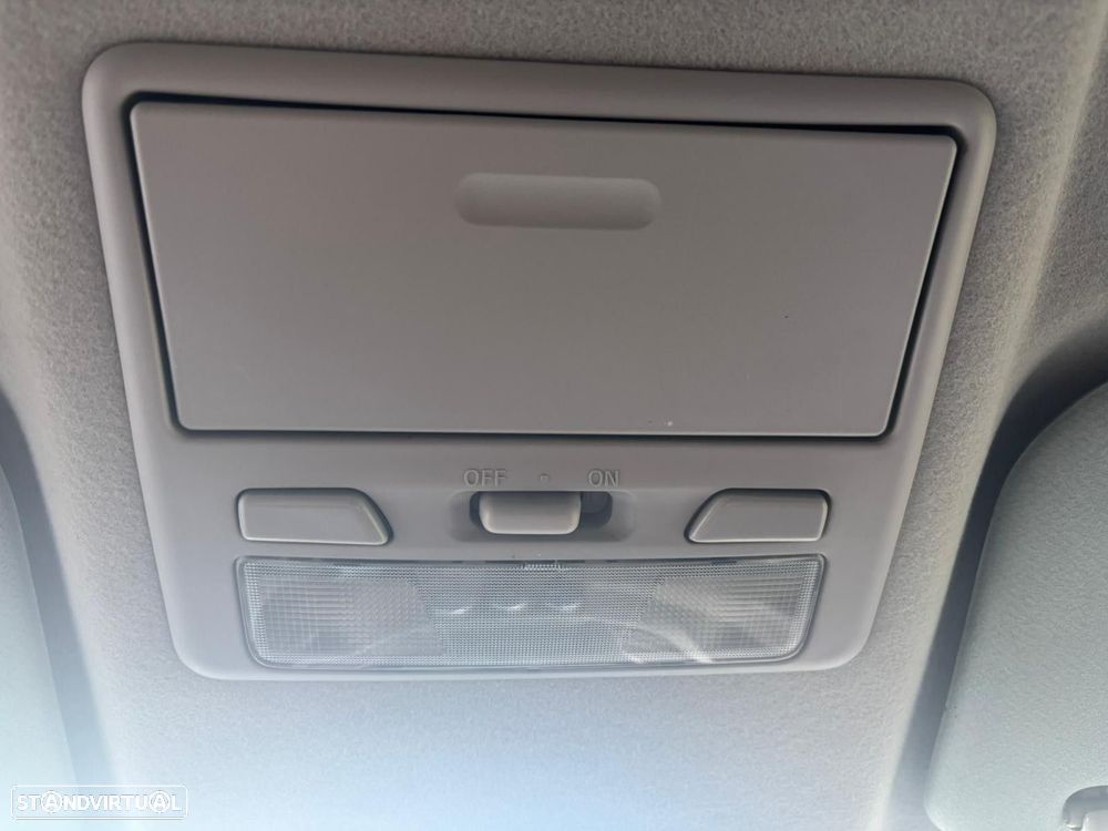 Mitsubishi L200 2.5 DI-D CD Intense AC/JLL - 26