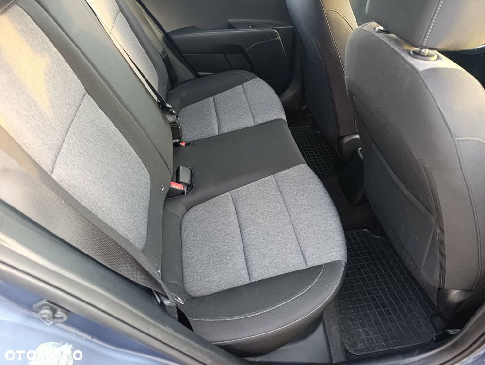 Kia Stonic 1.2 M - 11