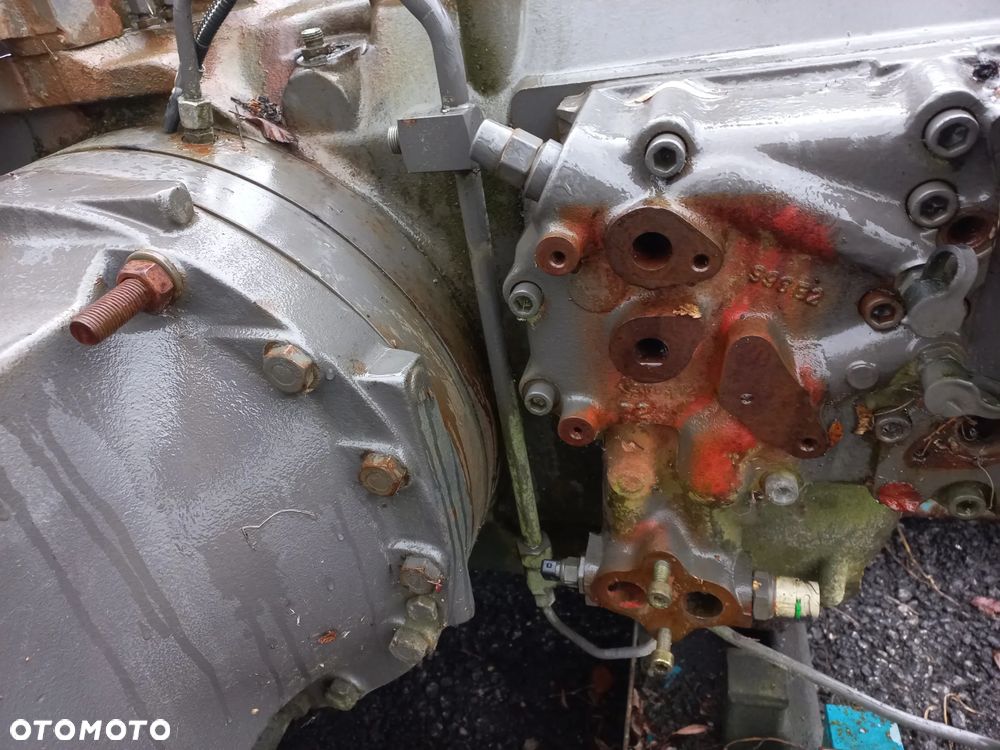 Most Claas AXION ,zwolnica,obudowa,atak,podnośnik,plecak,rozdzielacz,3794652H4,3794684HO1,240212 FOCAST2,6005029451,6005029419,810,820,830,940,910,R917005640,0262B04,130412,328B4.3790001M1,0261B04,ARES,826,816,836,REXROTH,BOSCH. - 5