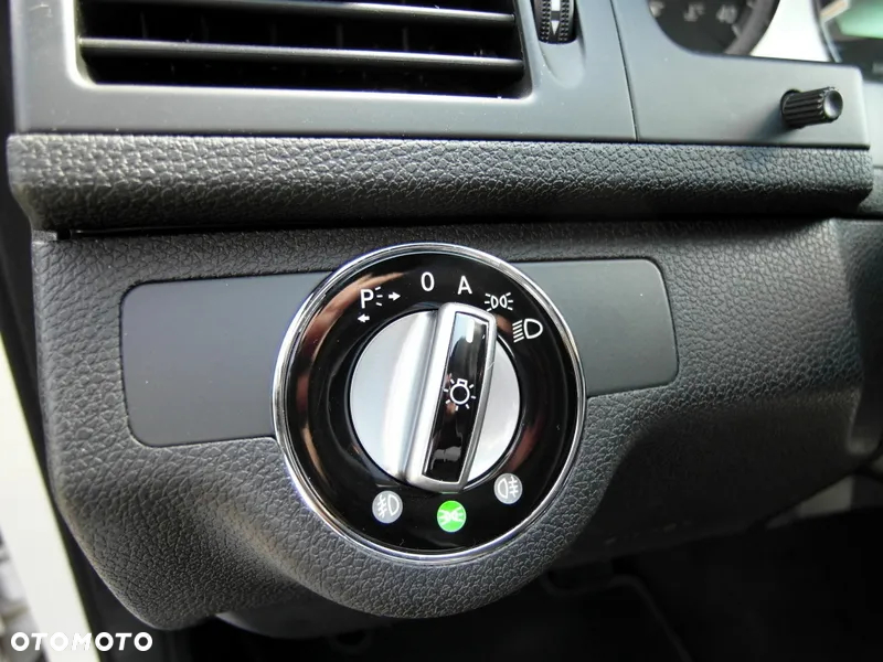 Mercedes-Benz Klasa C 200 Kompressor Avantgarde - 31