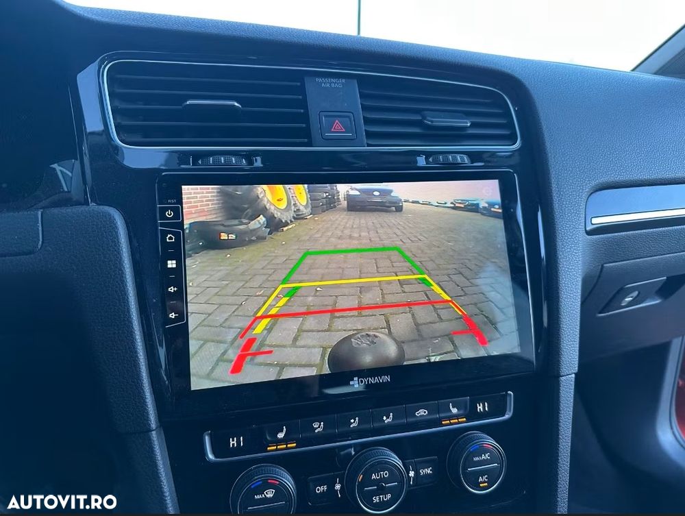 Volkswagen Golf 1.4 TSI ACT BlueMotion Technology DSG Highline - 14