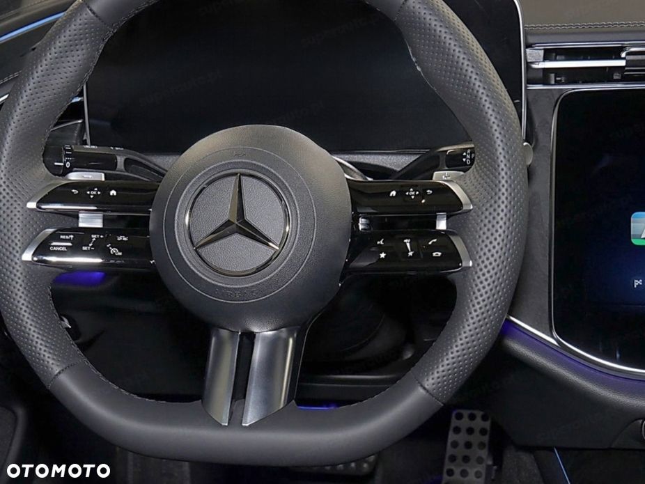 Mercedes-Benz Klasa E 200 mHEV 4-Matic AMG 9G-Tronic - 12