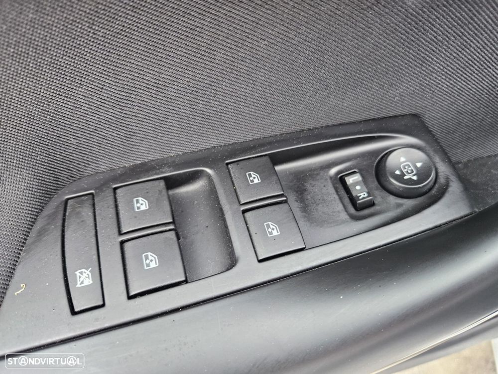 Opel Astra 1.0 Business Edition S/S - 40