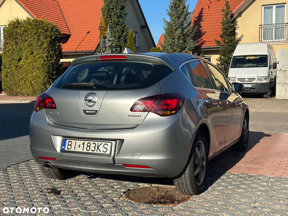 Opel Astra IV 1.4 T Sport EU6 - 5