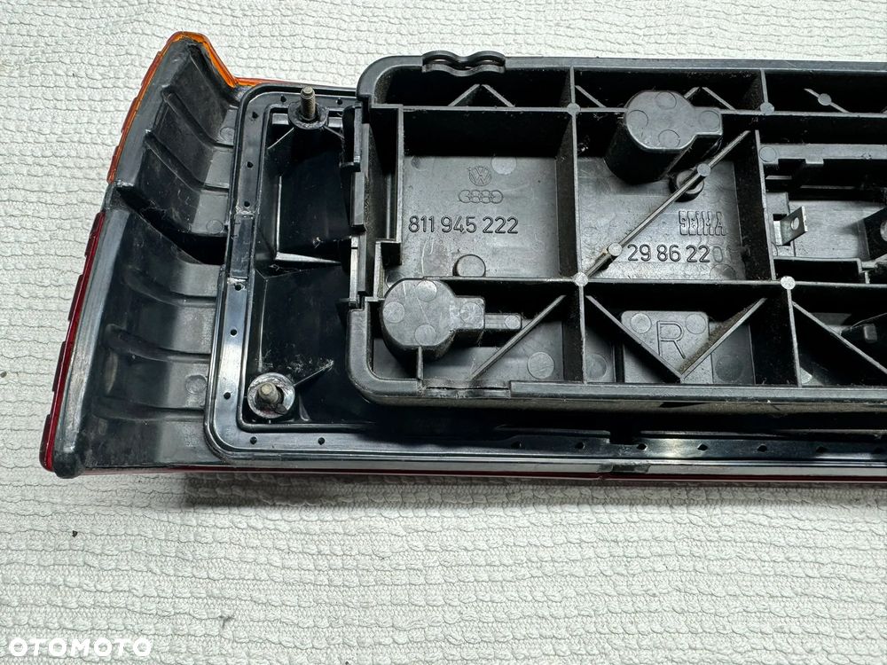 Audi B2 typ 81 lampa tył tylna prawa - 8