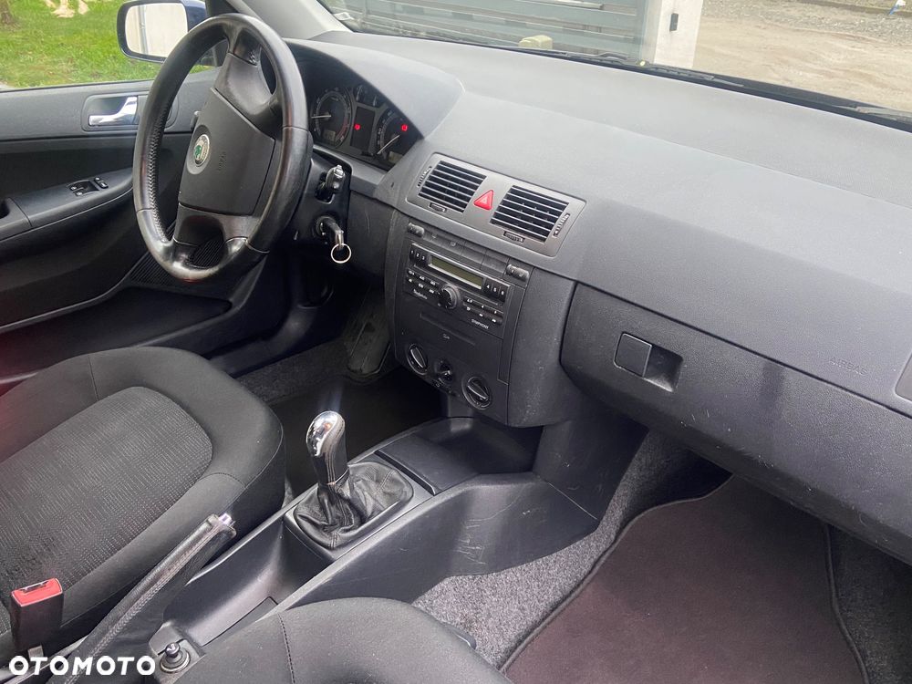 Skoda Fabia - 5
