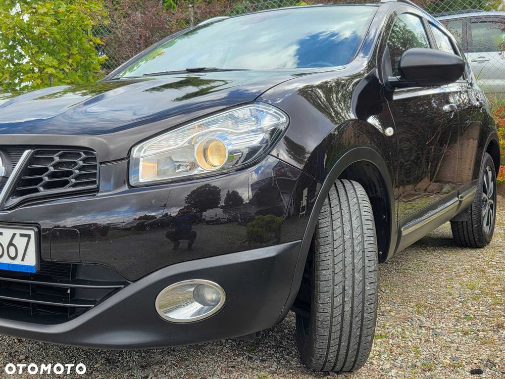 Nissan Qashqai - 2