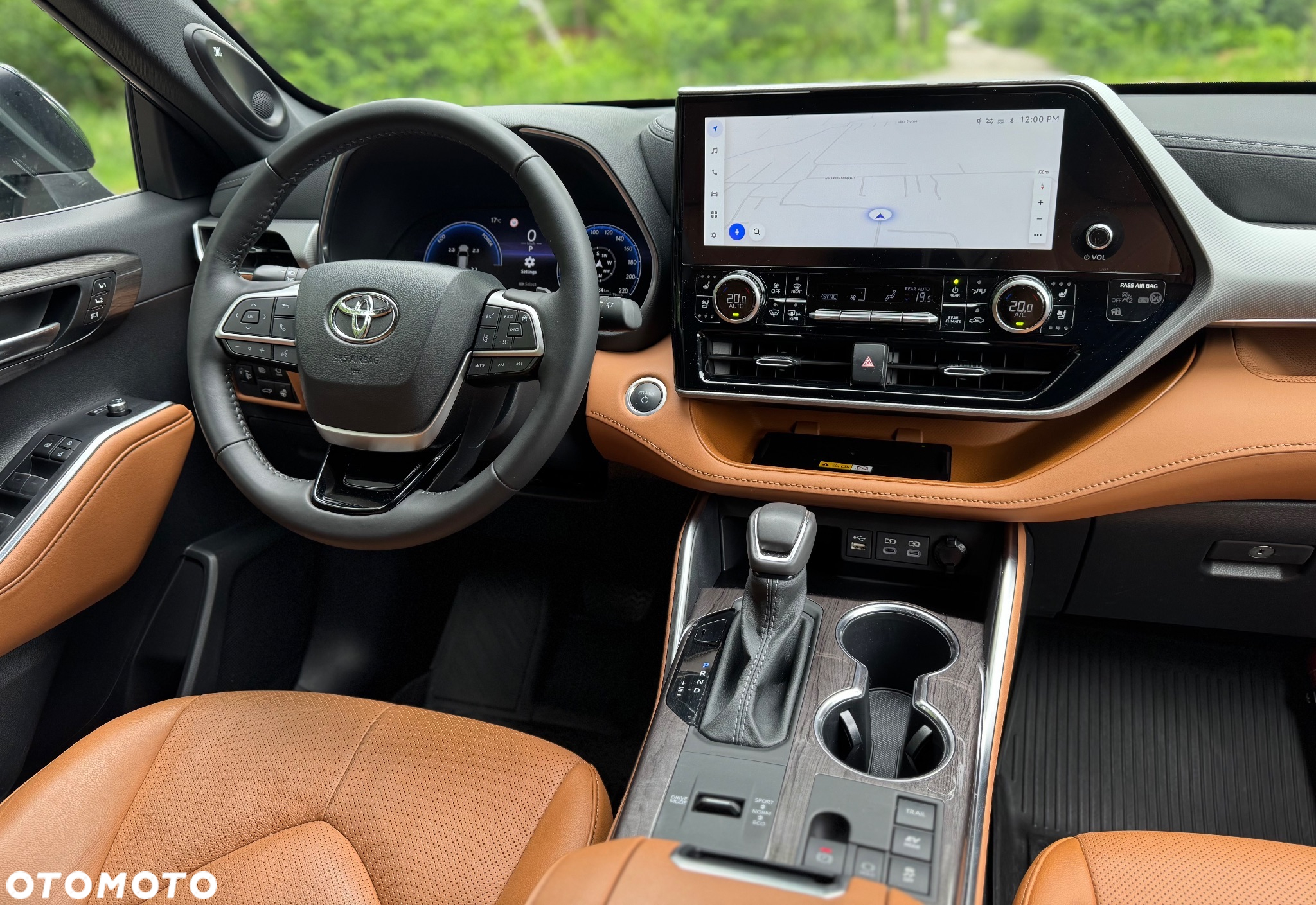 Toyota Highlander 2.5 Hybrid Executive - 18