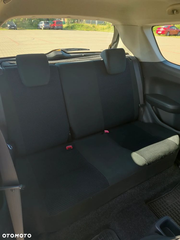 Suzuki Swift - 7