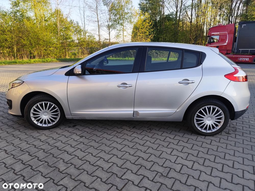 Renault Megane 1.5 dCi Style Edition - 4
