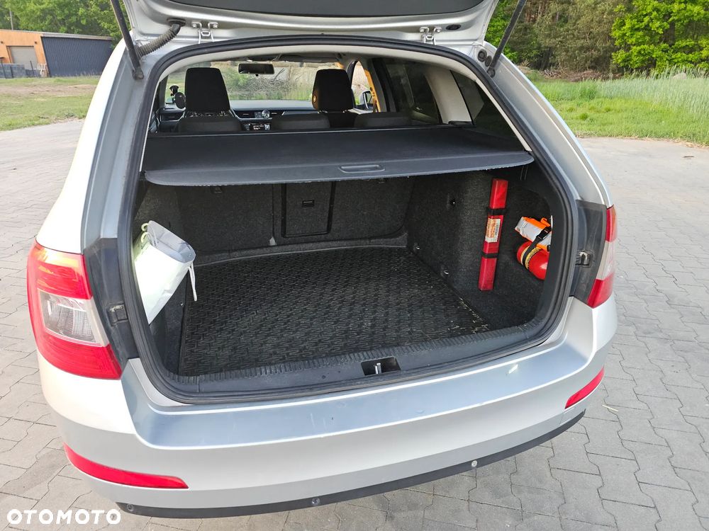 Skoda Octavia 2.0 TDI Ambition - 11