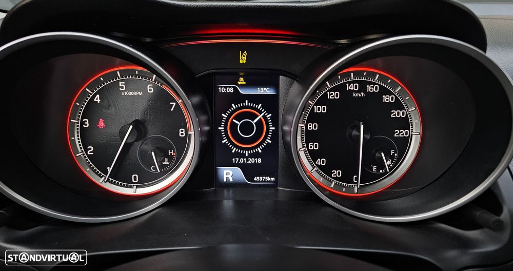 Suzuki Swift 1.2 Dualjet Hybrid CVT Comfort+ - 13