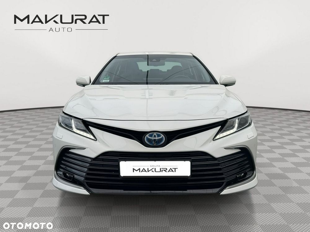Toyota Camry - 6