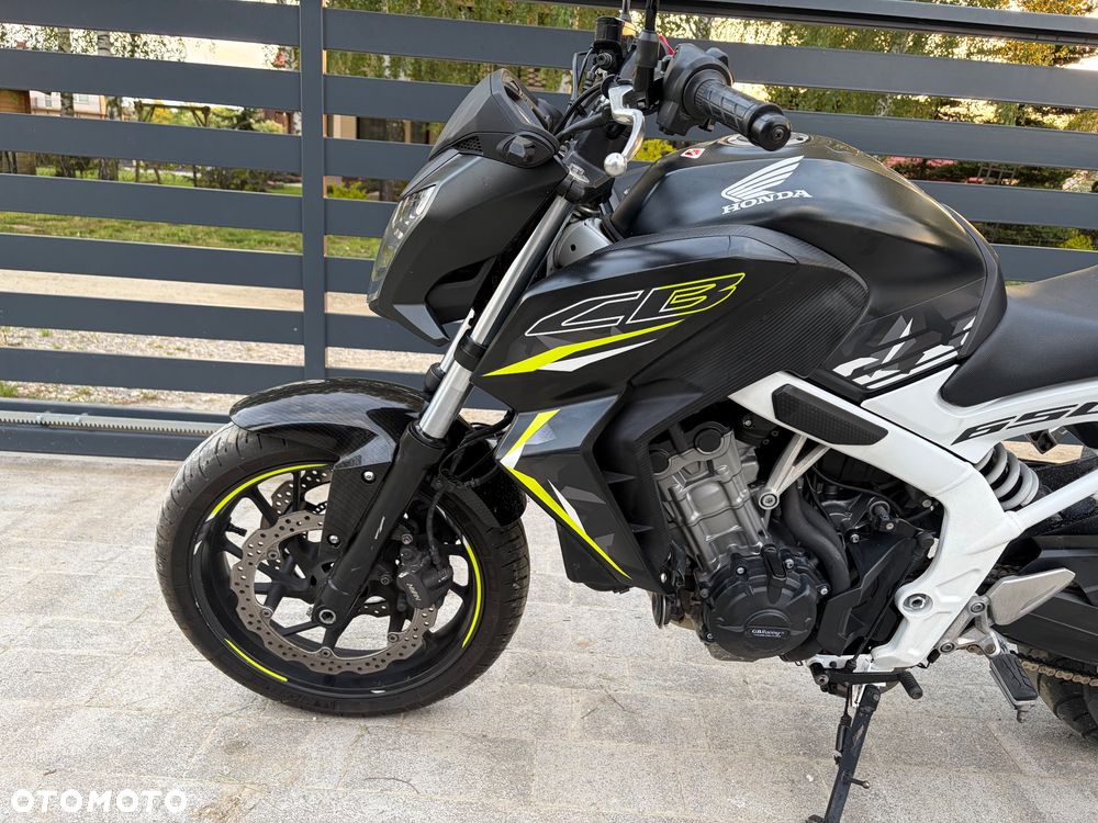 Honda CB - 10