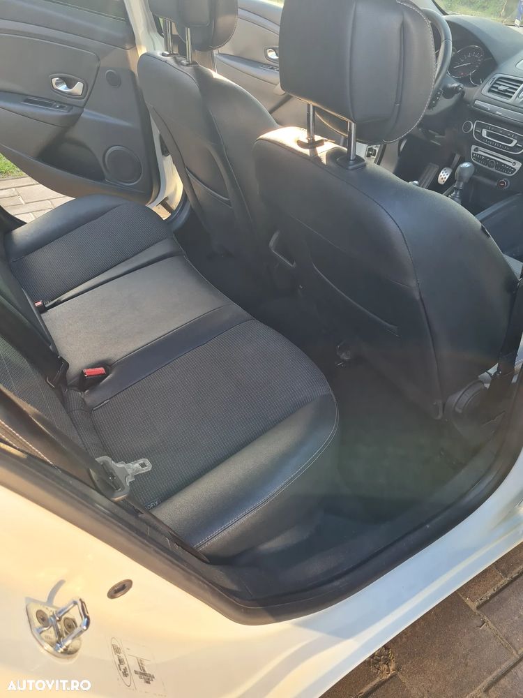 Renault Megane dCi 110 FAP Expression - 11