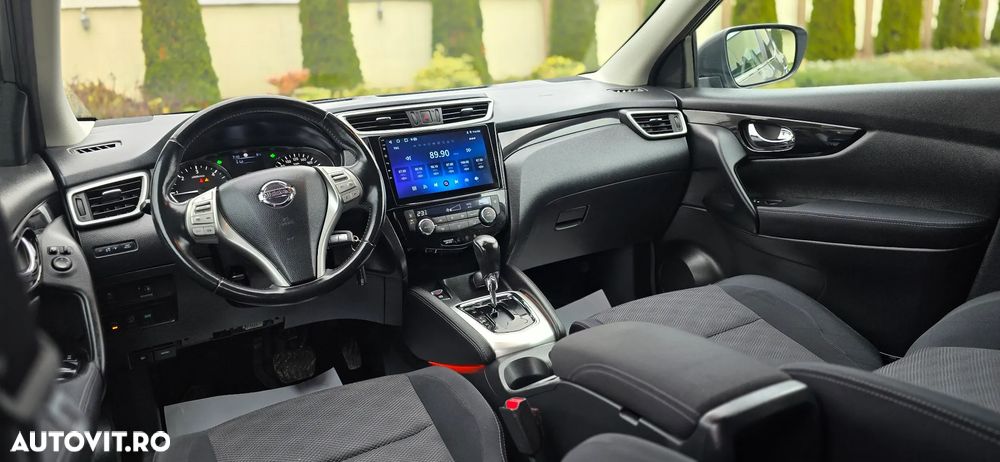 Nissan Qashqai 1.6 DCI Xtronic ACENTA - 10