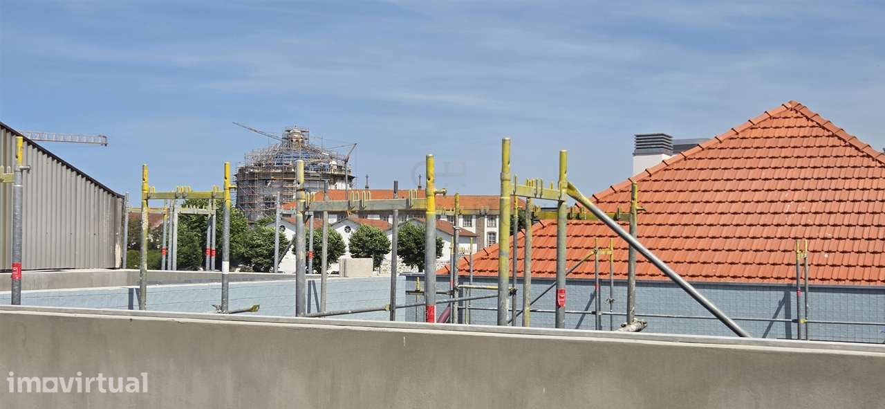 T1 Duplex no centro de Gaia junto ao Jardim do Morro e Serra do Pilar - Grande imagem: 3/26