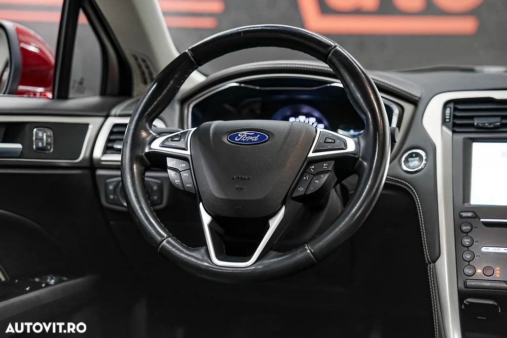 Ford Mondeo - 26