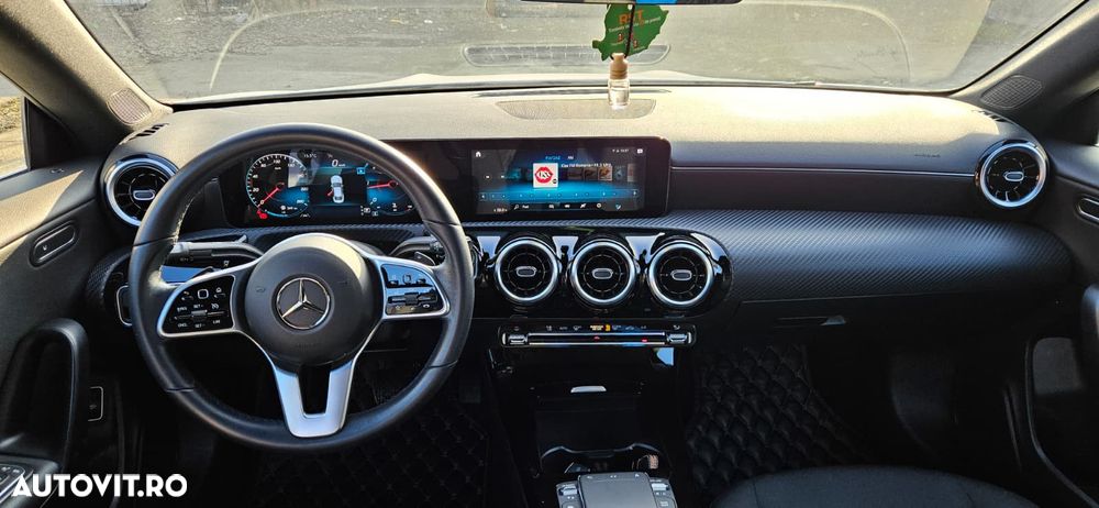 Mercedes-Benz CLA 180 - 11