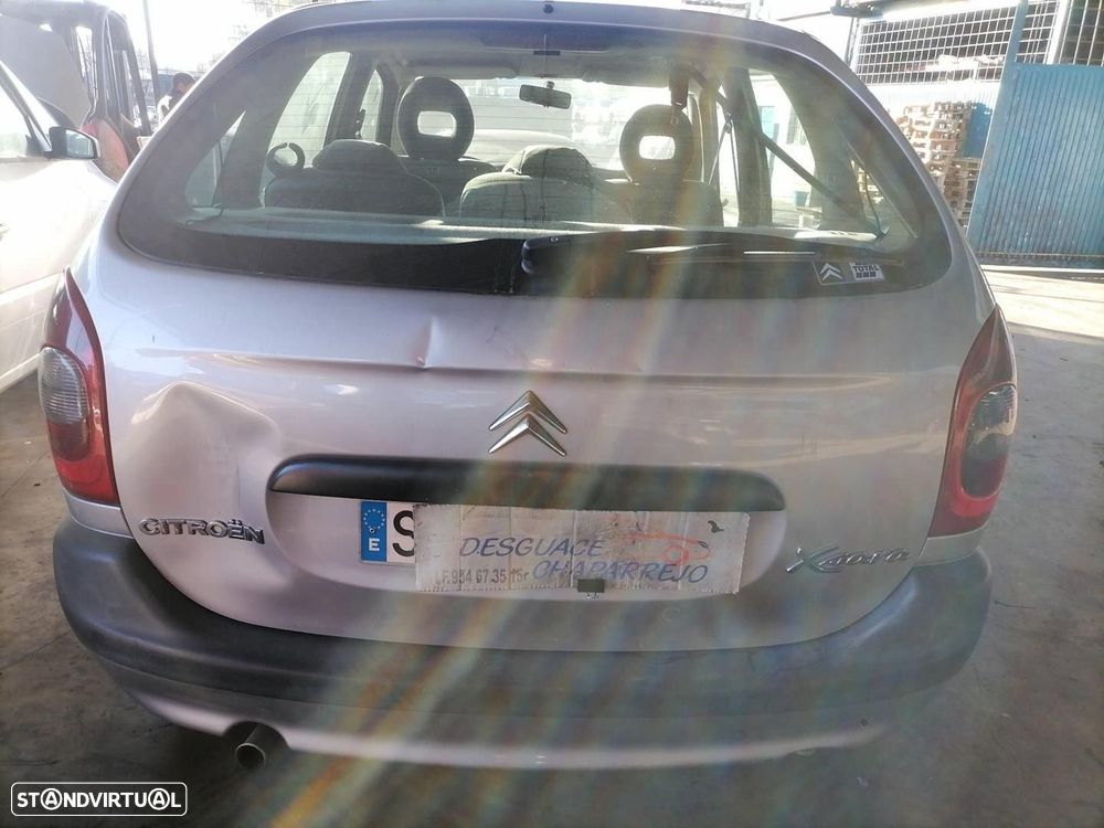 FAROLIM TRASEIRO DIREITO CITROEN XSARA PICASSO 2000 - - 1