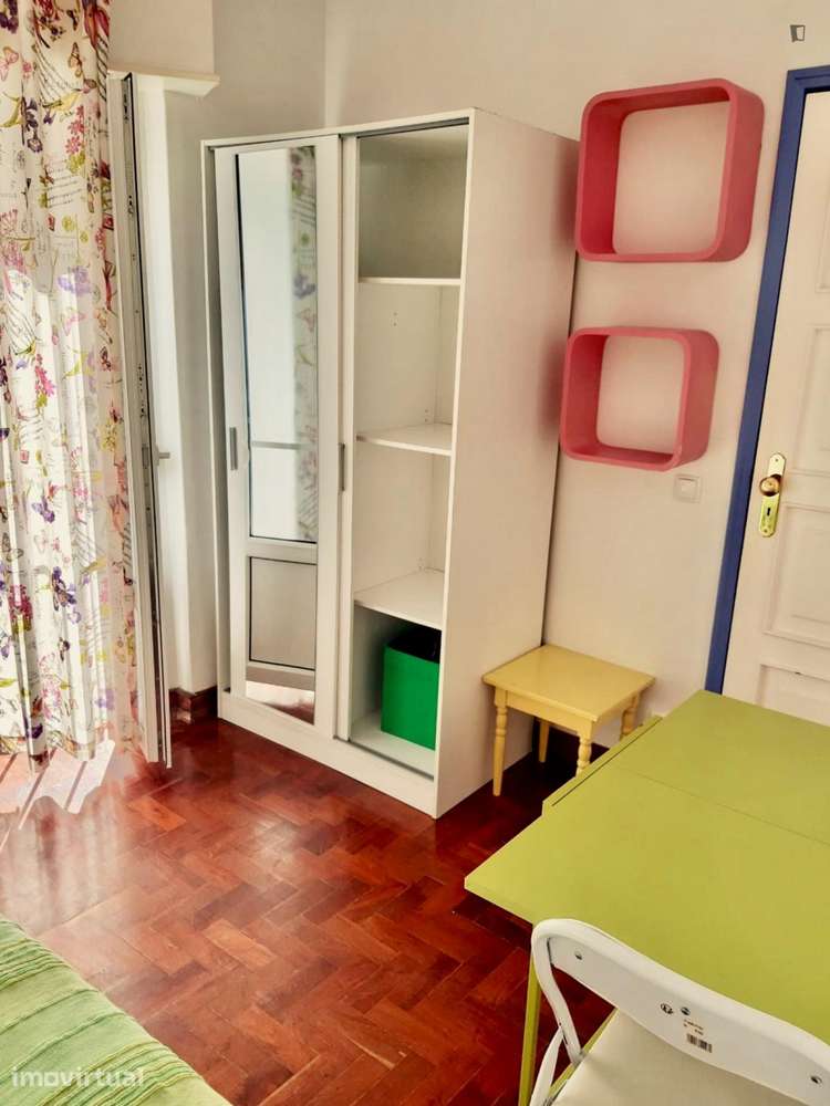 Quarto - localizado em Picoas Lisbon - Grande imagem: 3/24