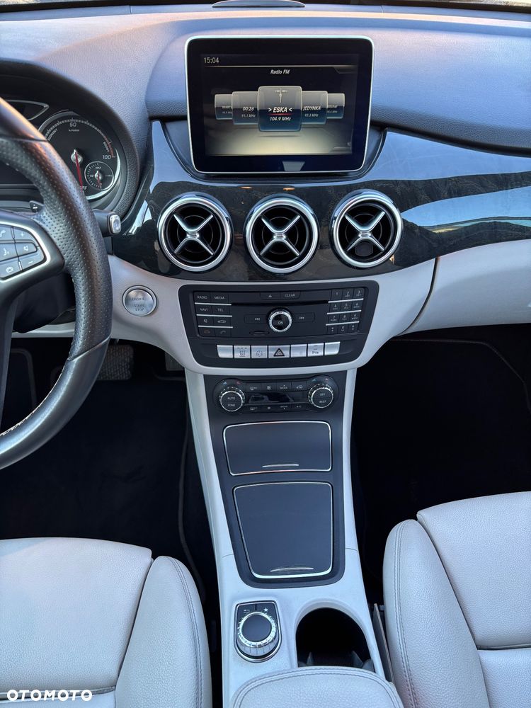 Mercedes-Benz Klasa B (Electric Drive) 250 e - 16