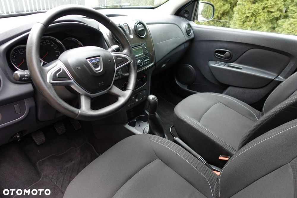 Dacia Sandero - 13