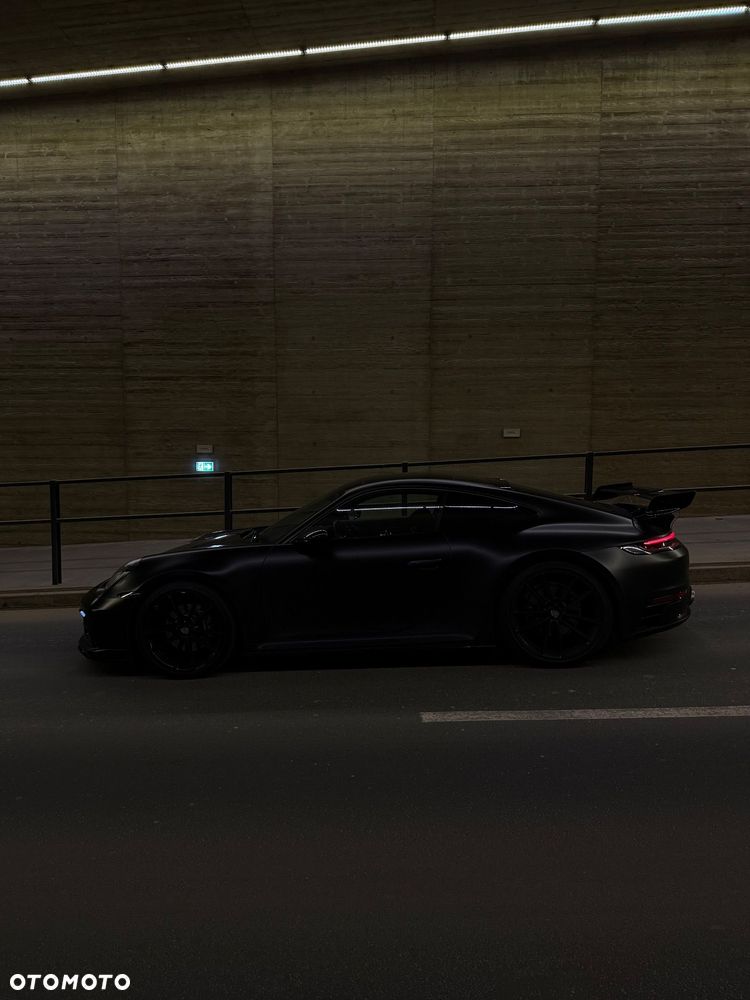 Porsche 911 - 24