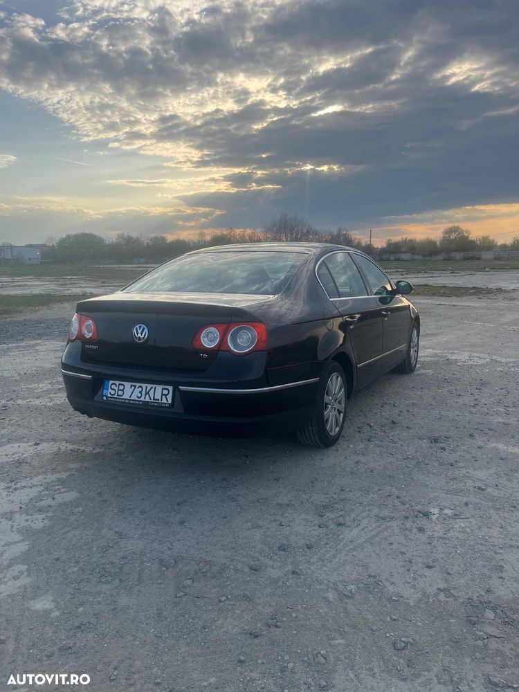 Volkswagen Passat - 9