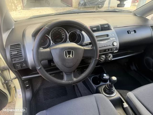 Honda Jazz 1.2 Cool Plus — fotografia 16