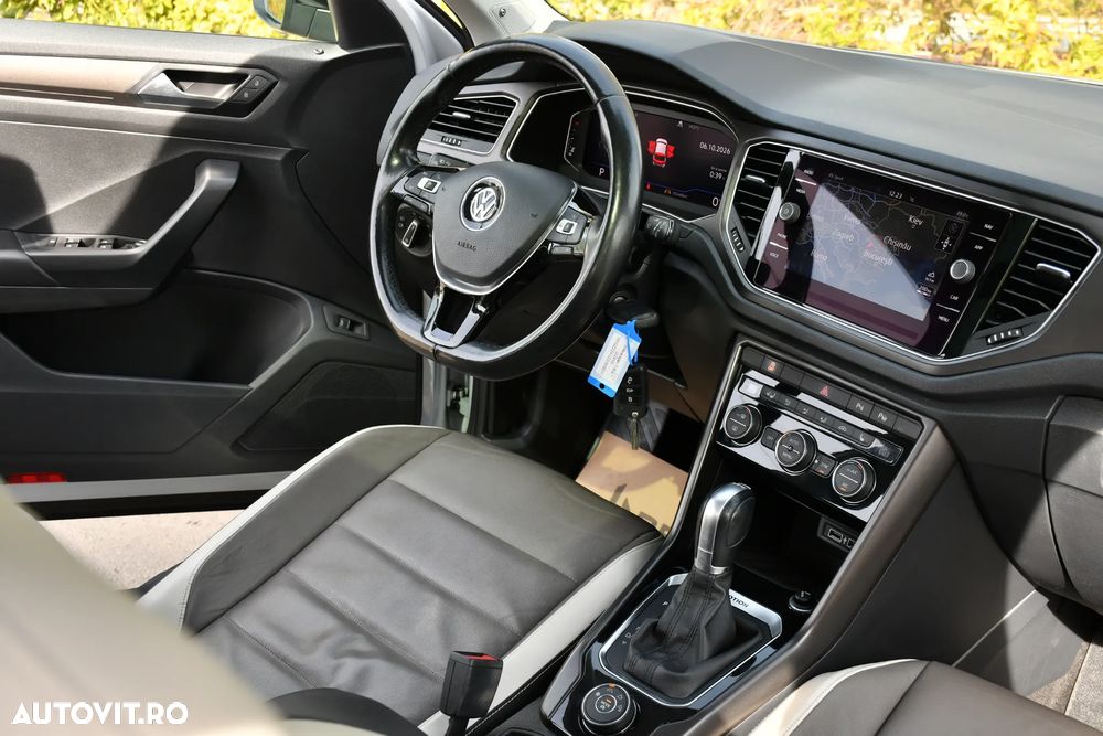 Volkswagen T-Roc - 7