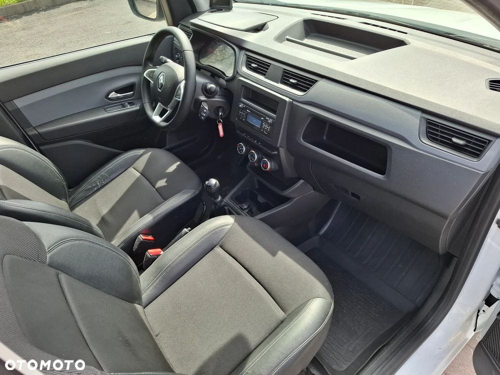 Renault Express - 16