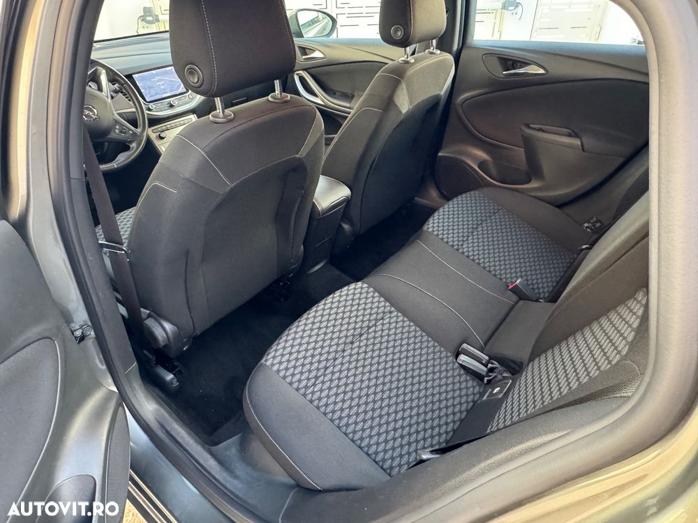 Opel Astra 1.6 D Start/Stop Dynamic - 11