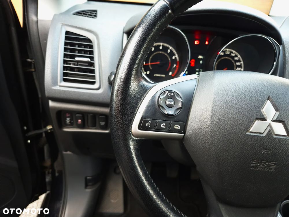 Mitsubishi ASX 1.6 2WD Edition - 23