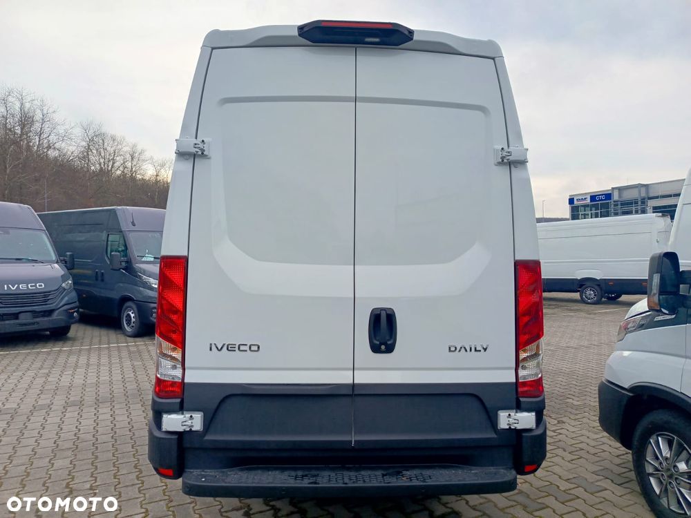 Iveco Daily 35S18HV 12M3 dostępny od ręKi - 4
