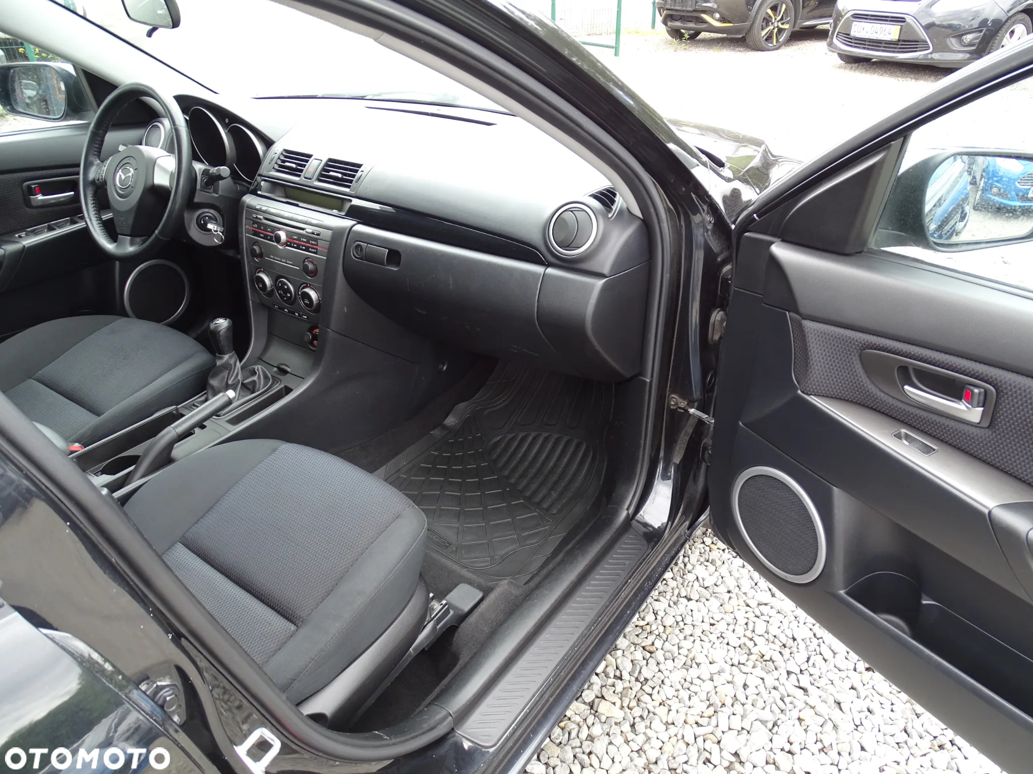 Mazda 3 - 17
