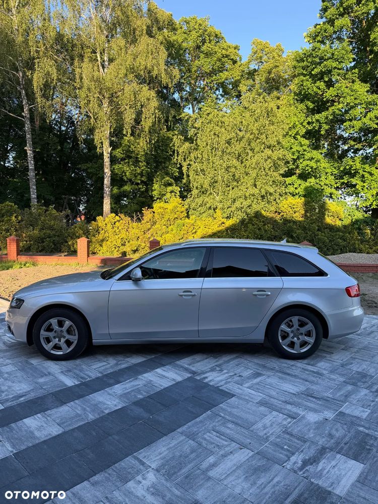 Audi A4 Avant - 8