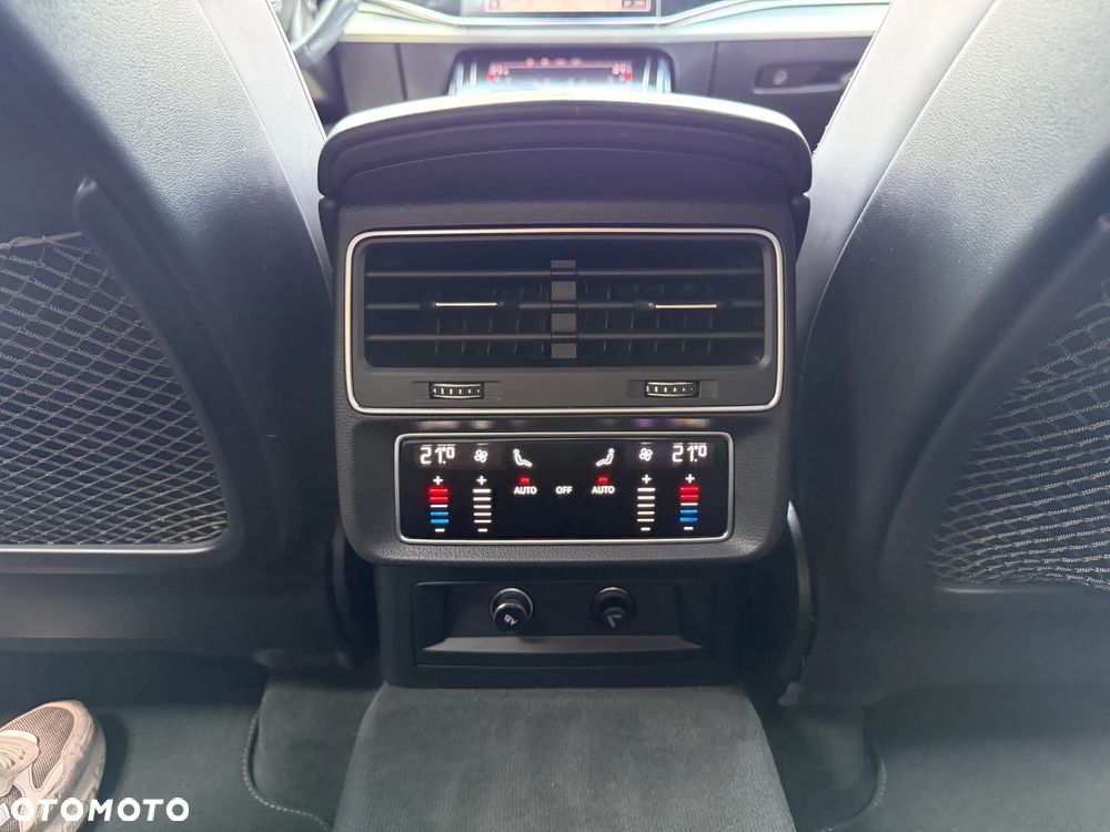 Audi Q8 50 TDI mHEV Quattro Black Edition Tiptronic - 25