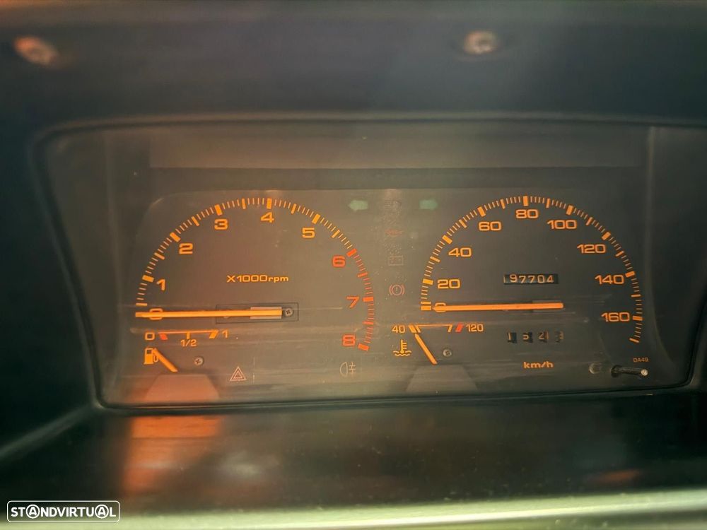 Mazda 121 1.1 Canvas Top - 11