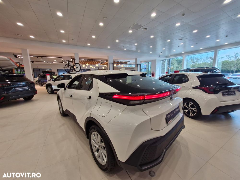 Toyota C-HR - 6